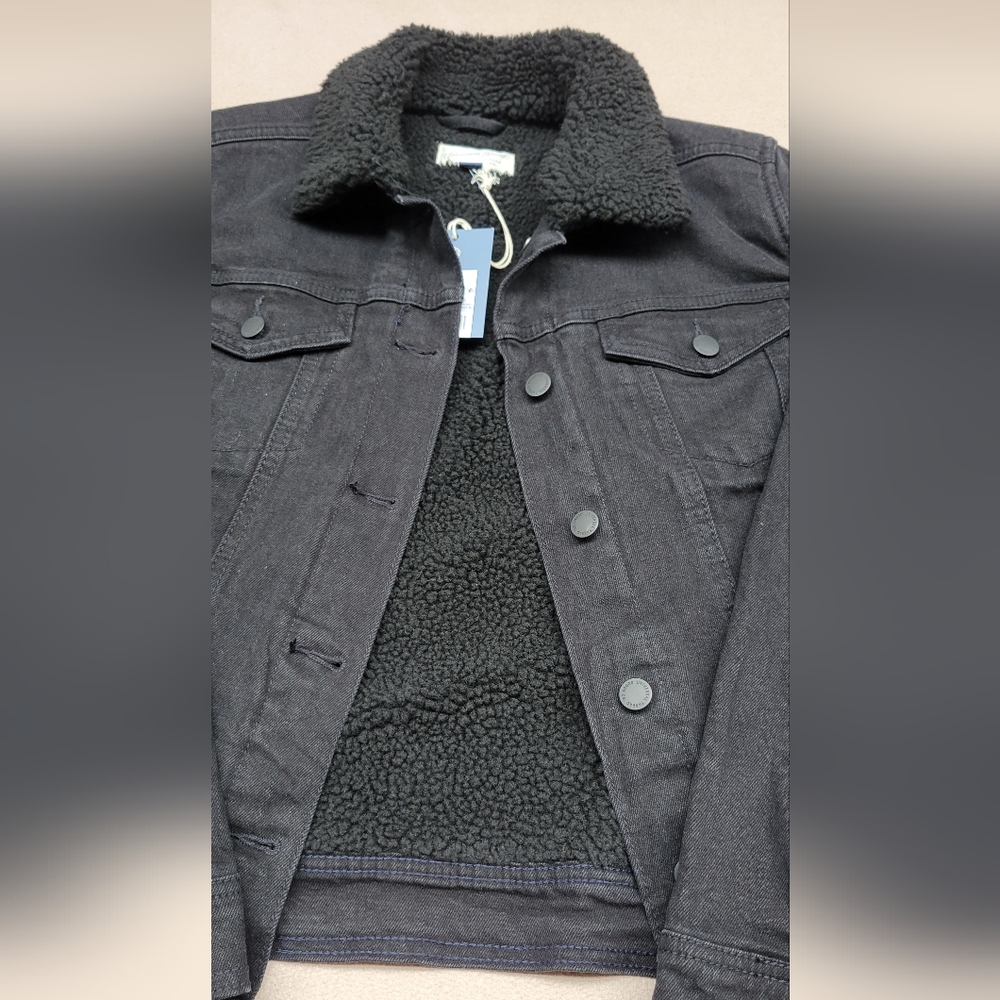 Universal Thread Womenβs Sherpa Lined Denim Jacket Size L Black Faux Fur Collar - Picture 2 of 11